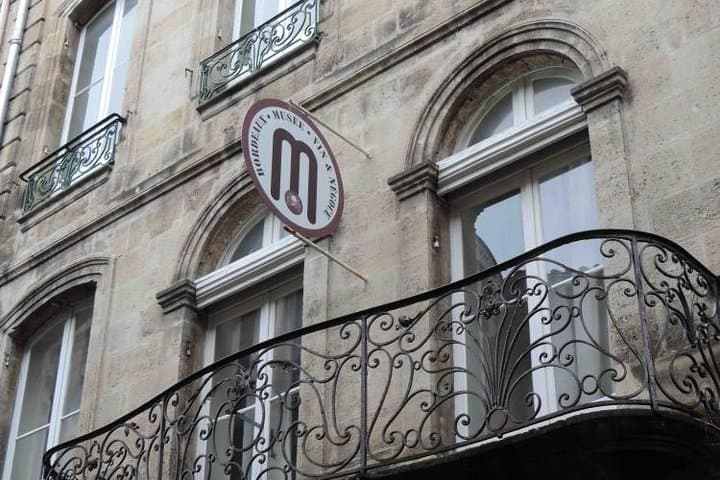 Biglietto d'ingresso al Museo del Vino e del Commercio di Bordeaux con Degustazione di Vini