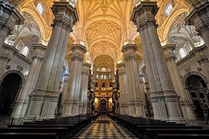 Granada: Geführte Tour durch die Royal Chapel und die Kathedrale von Granada