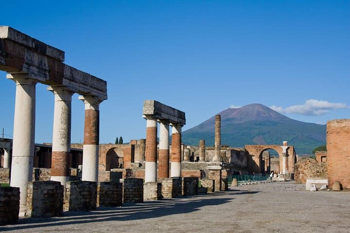 Pompeji und Vesuvius Wanderung Kleine Gruppe Prioritätszugang von Neapel
