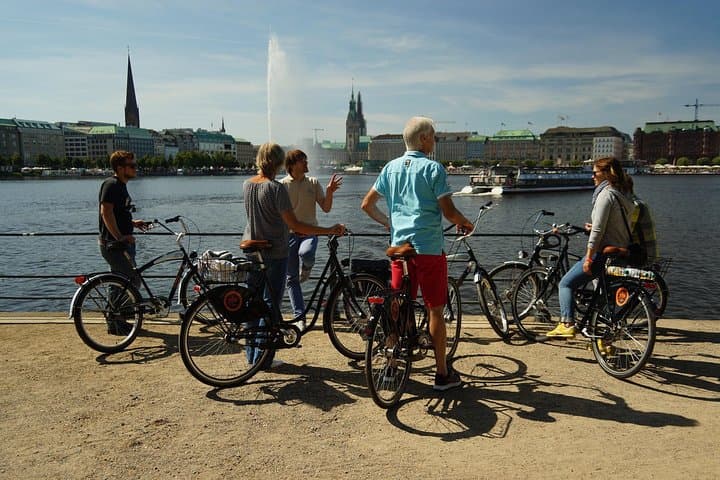 Guided Hamburg City Bike Tour — photo 2