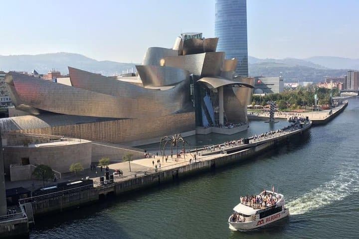 Bilbao, Guggenheim und Gaztelugatxe ab San Sebastian — Foto 1
