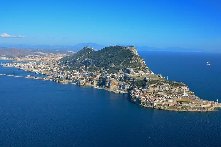Gibilterra con la Rocca di Gibilterra e la Grotta di San Michele da Siviglia