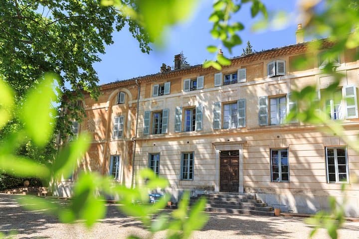 Kleingruppenausflug in die Côtes de Provence mit Weingutbesuchen ab Nizza