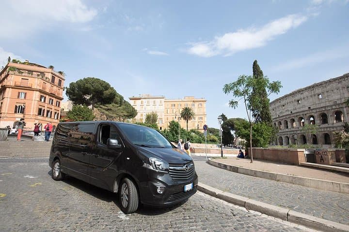 Trasferimento Privato all'Arrivo a Roma: Aeroporto di Fiumicino all'Hotel