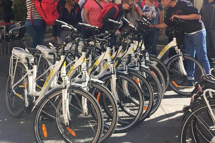 Tour en ebike Divertido y Turístico por Madrid — foto 3