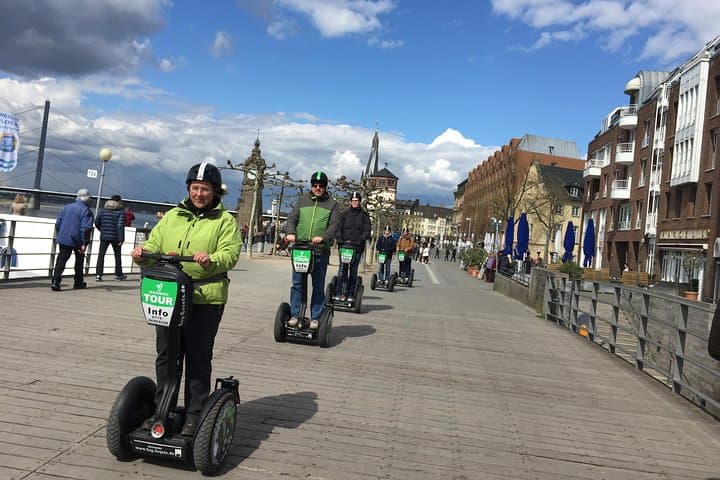 Düsseldorf Segway Tour: Klassisches Stadterlebnis — Foto 2