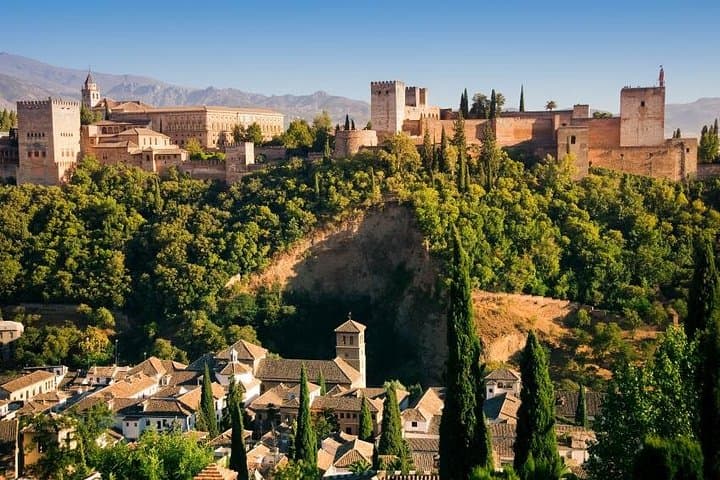 Meilleures visites de l'Alhambra et de Grenade - uniquement pour les croisiéristes - depuis le port de Malaga — photo 5