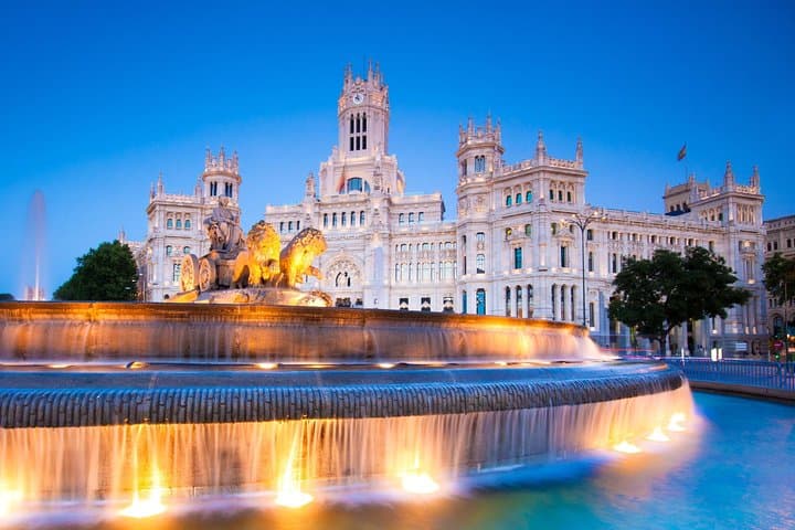 Visite privée à pied des incontournables de Madrid