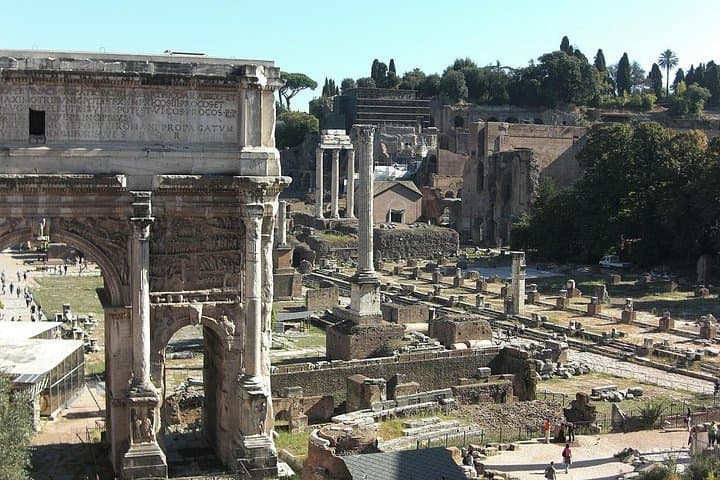 Geführte Tour durch das Kolosseum, das Forum Romanum & den Palatin in Rom — Foto 4