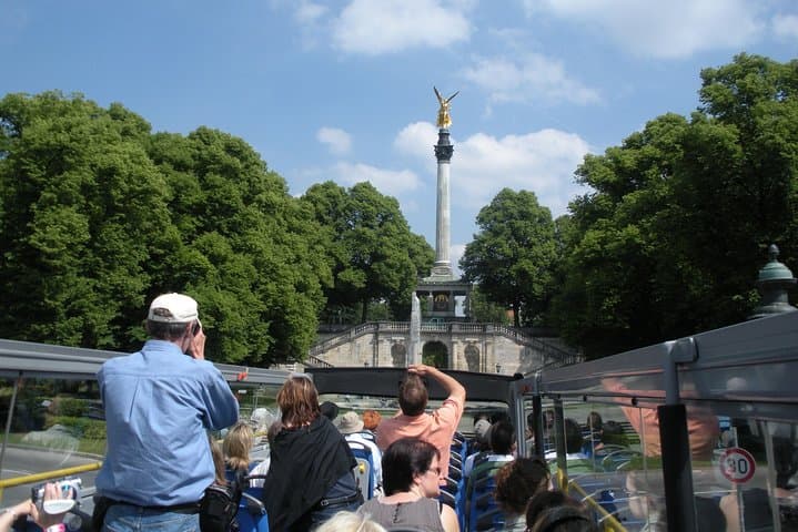 München Hop-on Hop-off Tour — Foto 2