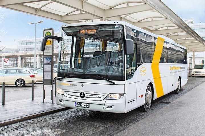 Trasferimento condiviso dall'Aeroporto di Monaco alla Stazione Centrale di Monaco