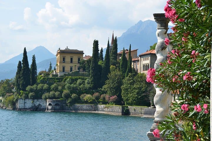 Excursion d'une journée au lac de Côme et à Bellagio avec croisière en bateau depuis Milan — photo 2