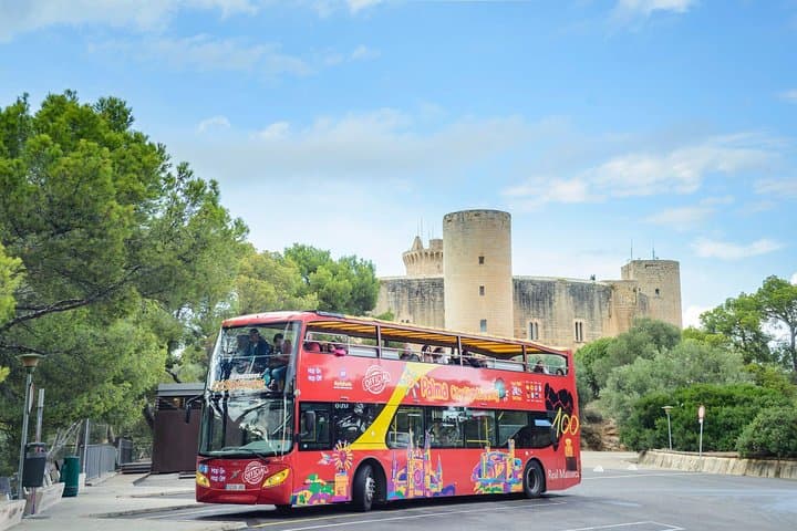Tour en autobús turístico de City Sightseeing en Palma de Mallorca — foto 4