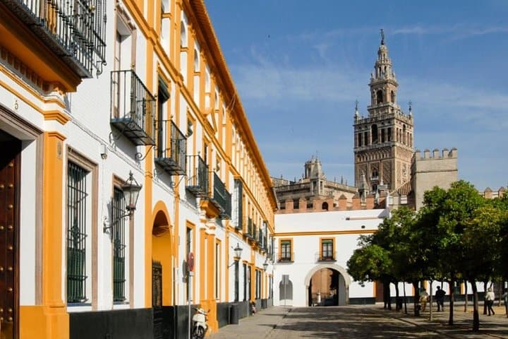 Ganztägige Sevilla-Tour mit Tickets (optionale Tapas & Flamenco) — Foto 3