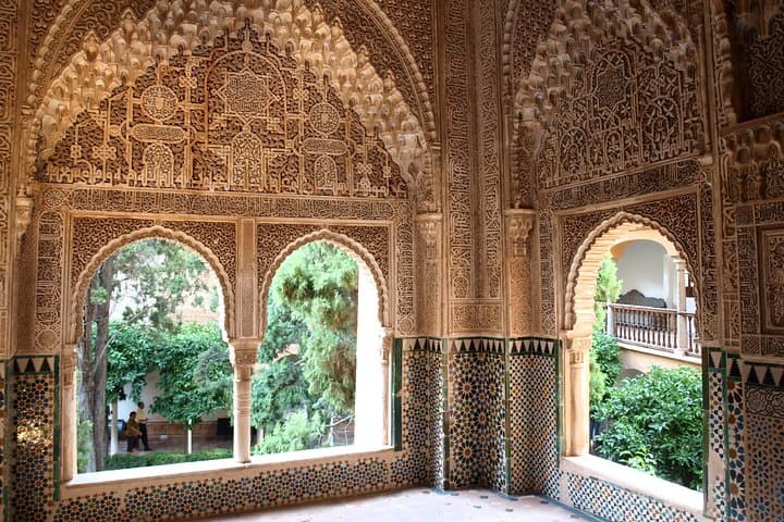 Tour Guiado Sin Colas en la Alhambra — foto 2
