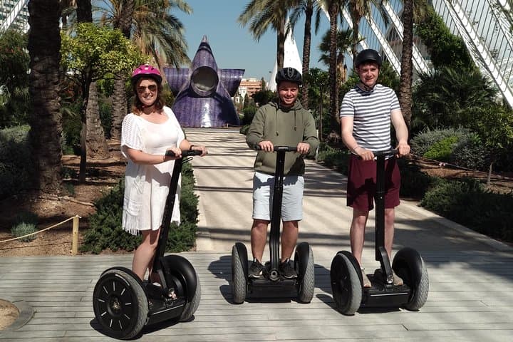 Tour Privato in Segway alla Città delle Arti e delle Scienze — foto 2