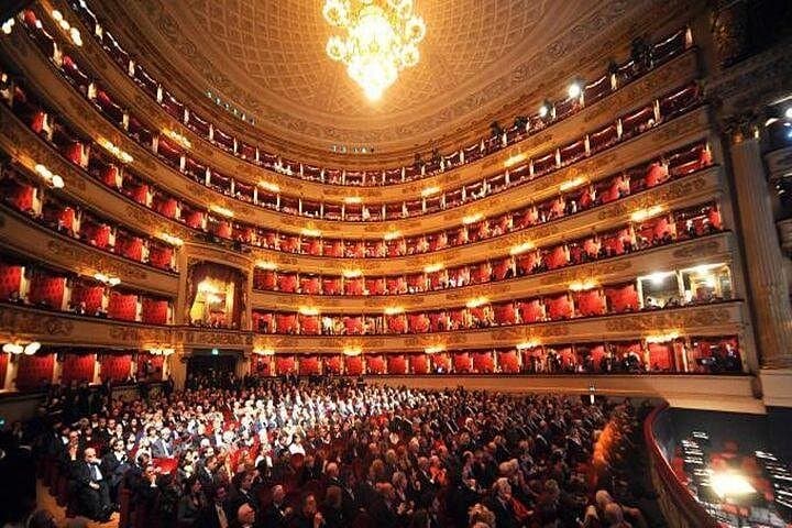 Milano: Tour Guidato Salta Fila del Duomo e Museo di La Scala — foto 2