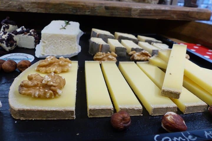 Tour gastronómico por el Viejo Lyon con degustación de especialidades locales y almuerzo — foto 3