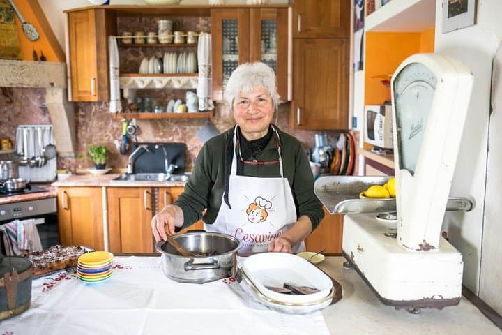 Cesarine : Visite du marché et cours de cuisine à domicile à Vérone — photo 2