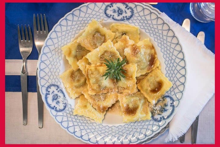 Cesarine: Typisches Essen & Kochdemonstration im Zuhause eines Einheimischen in Turin — Foto 2