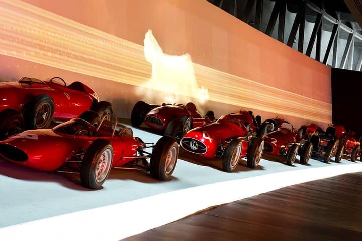 National Automobile Museum und Turin Hop On Hop Off — Foto 2