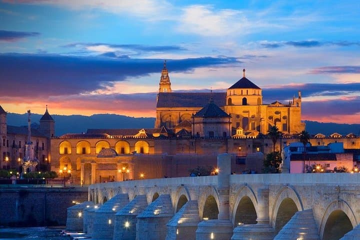 Stadtrundfahrt Córdoba mit Moschee-Kathedrale ab Sevilla — Foto 4