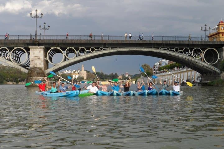 Tour in kayak di 2 ore a Siviglia sul fiume Guadalquivir — foto 3