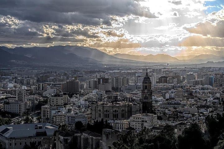 Tour Privado de Día Completo a Málaga desde Sevilla