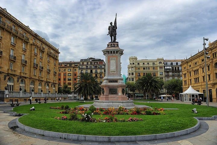 Private Walking Tour von San Sebastian mit Monte Igeldo — Foto 3