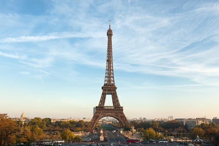 Accesso al 2° piano della Torre Eiffel in piccoli gruppi con ascensore — foto 4