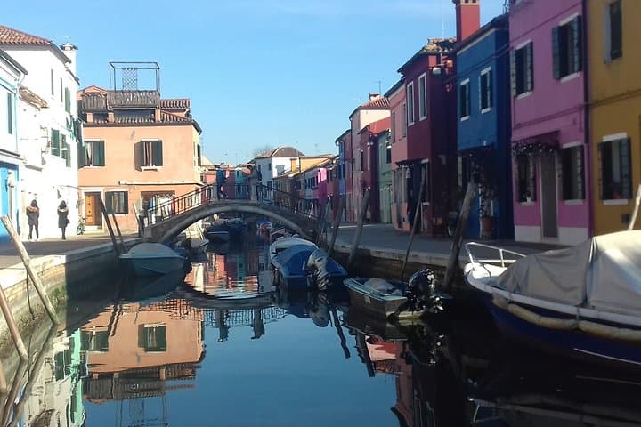 Excursion Privée en Bateau à Moteur Vénitien Typique vers Murano, Burano et Torcello — photo 5