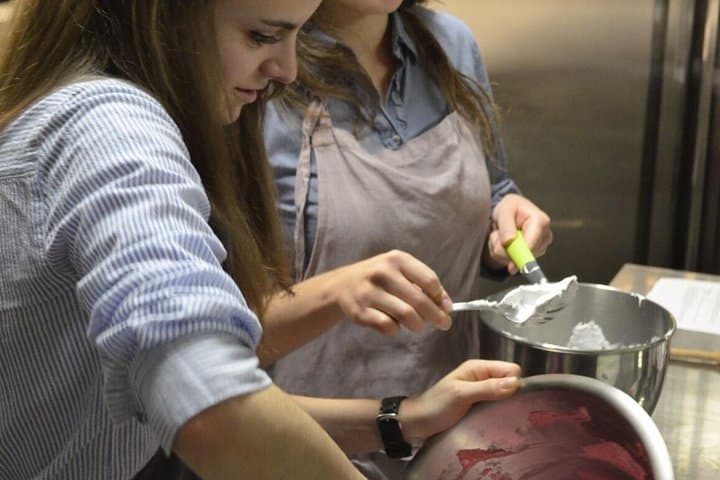 Clase de Cocina en París: Aprende a Hacer Macarons — foto 3