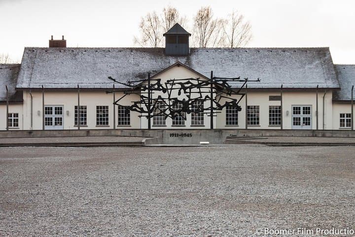 Ganztägige Tour zur Gedenkstätte des Konzentrationslagers Dachau von München — Foto 2