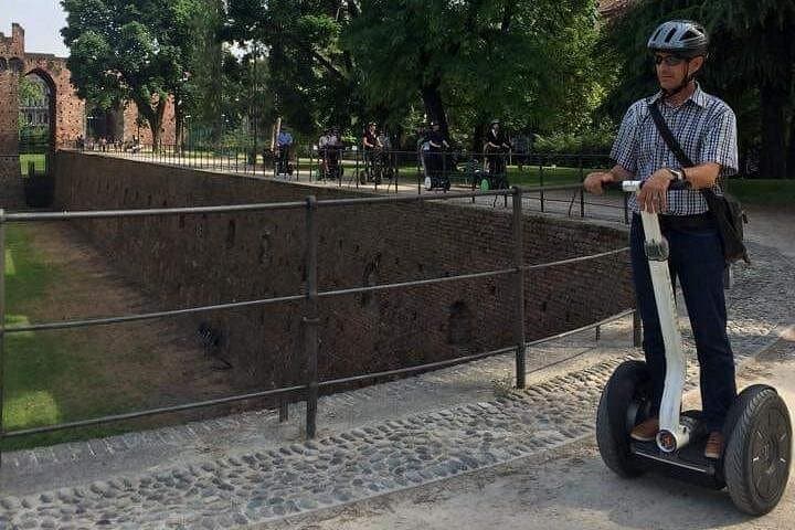 Milan : Visite en Segway avec un guide touristique local - 3,5 heures — photo 2