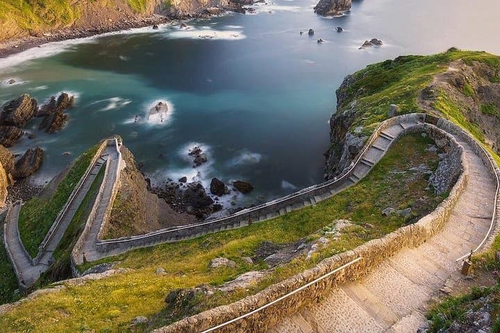 Visite guidée de Gaztelugatxe, Bermeo et Gernika au départ de Bilbao — photo 4