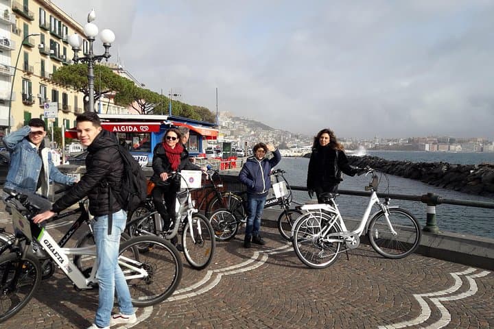 Napoli: Tour Panoramico in E-Bike Mille Colori — foto 2