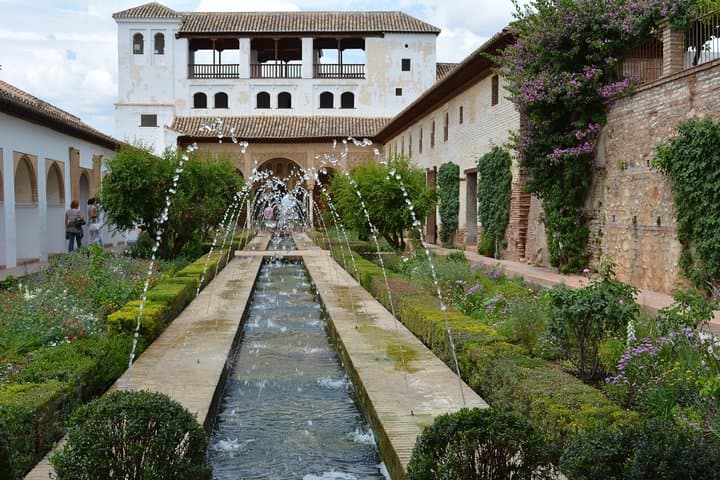 Alhambra: Salta la Coda per i Palazzi Nasridi e il Generalife — foto 5