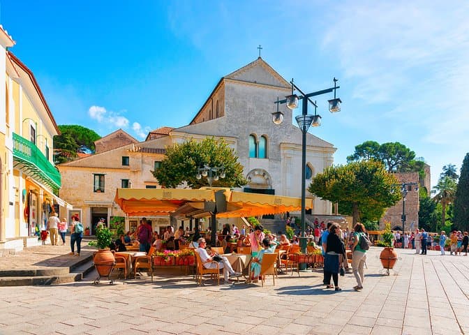 Pompéi et Côte Amalfitaine depuis le Port de Salerne — photo 5