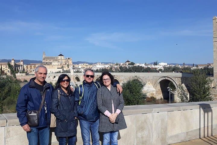 Cordoba & Carmona mit Mezquita, Synagoge & Patios ab Sevilla — Foto 4