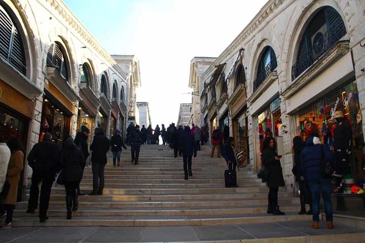 Tour Accesible de Venecia con Silla de Ruedas Incluyendo el Palacio Ducal y la Basílica de San Marcos — foto 4