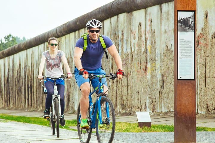 Tour in Bicicletta a Berlino con Guida Locale — foto 2