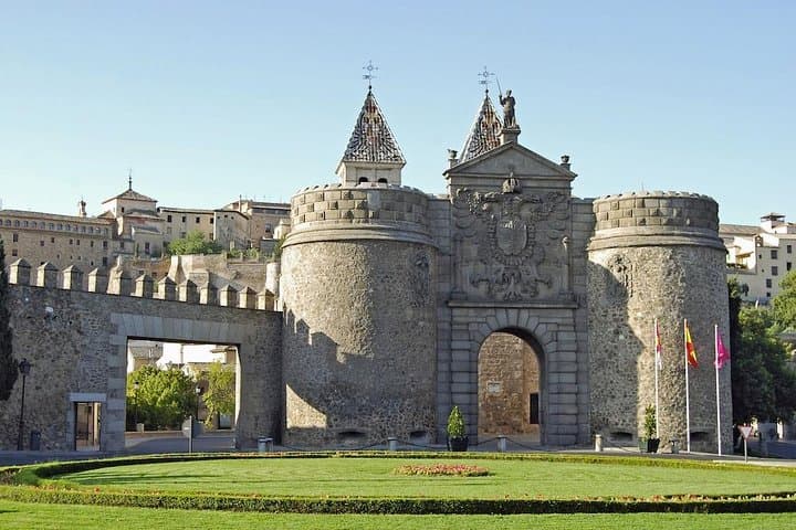 Toledo Tour from Madrid: Cathedral, Synagogue & St. Tome's Church