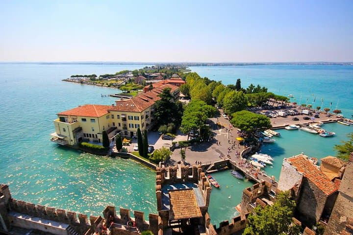 Verona di Giulietta e Crociera a Sirmione sul Lago di Garda da Milano