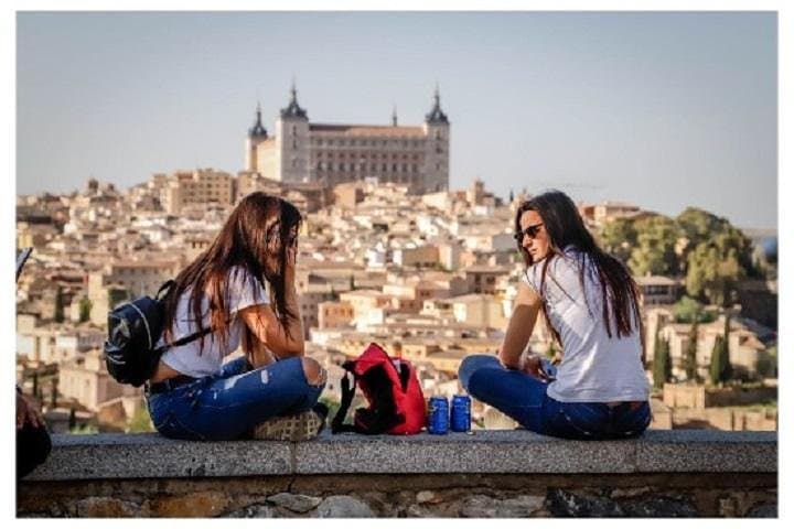 Tour a piedi di un'intera giornata a Toledo con guida da Madrid