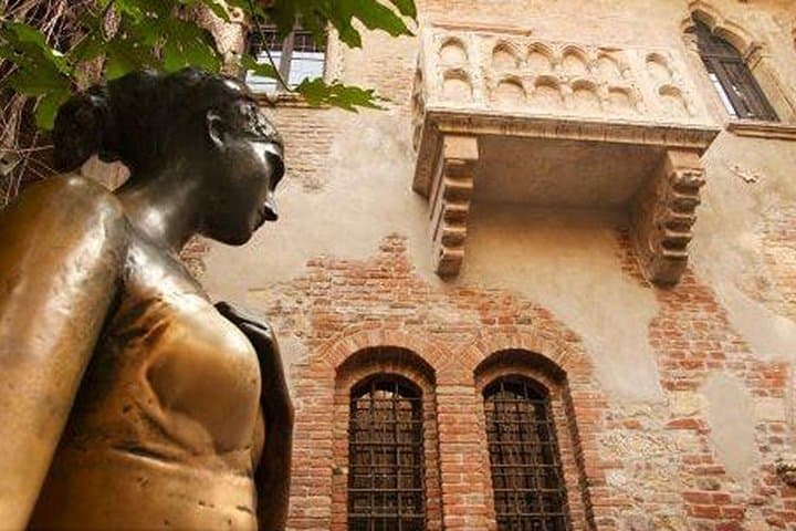 Verona di Giulietta e Crociera a Sirmione sul Lago di Garda da Milano — foto 4