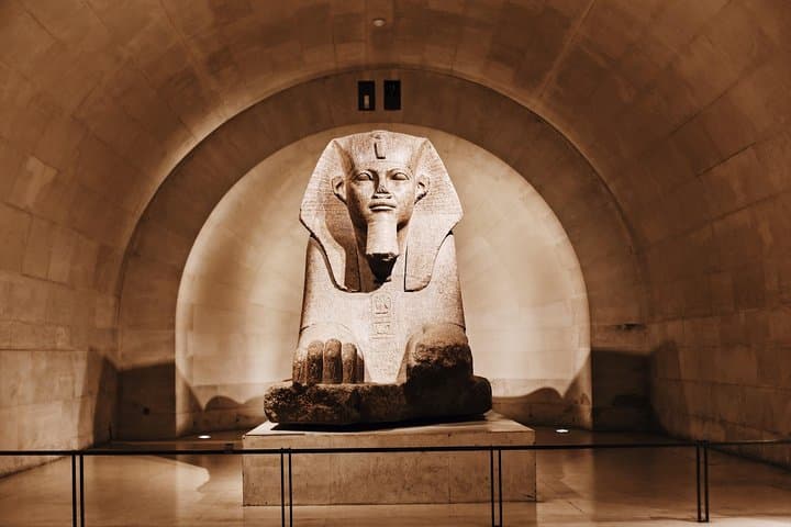 Tour Guidato del Louvre e del Museo d'Orsay Semi Privato Max 6 Persone — foto 5