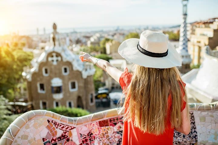 Tour Privato della Sagrada Familia e del Parco Güell a Barcellona