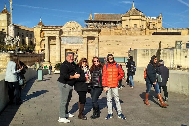 Stadtrundfahrt Córdoba mit Moschee-Kathedrale ab Sevilla — Foto 2
