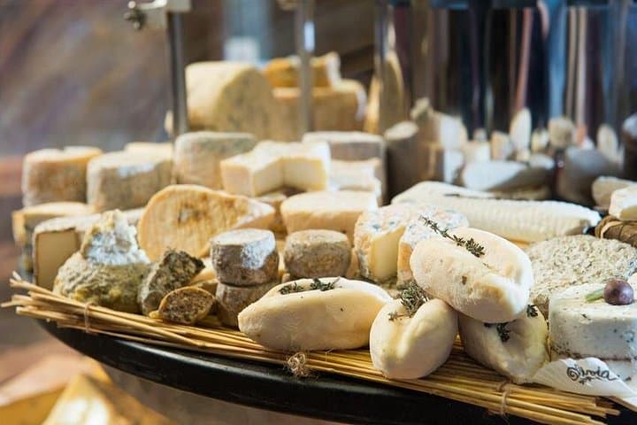Bordeaux Süßes & Herzhaftes Food Tour mit Weinverkostung — Foto 2