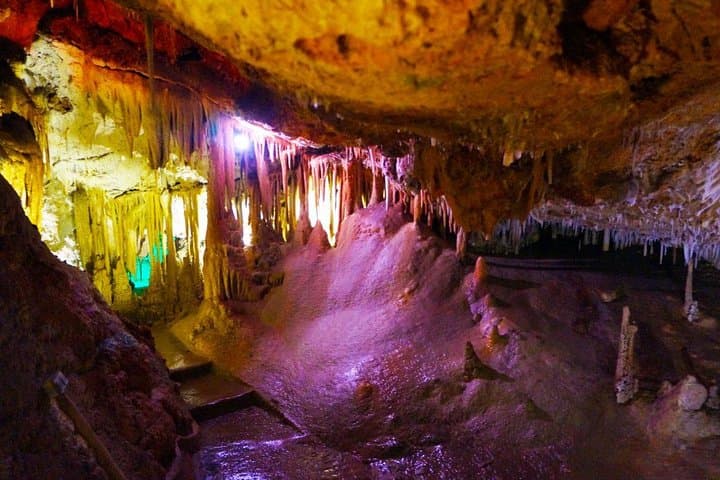 Ingresso alle Grotte di Genova a Palma di Maiorca